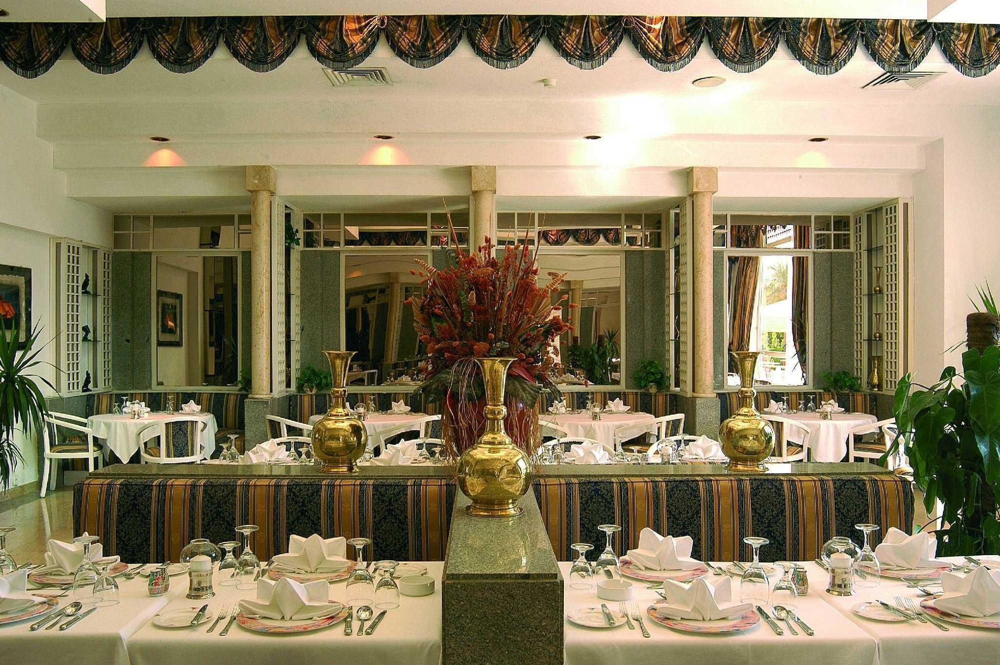 Maritim Jolie Ville Resort & Casino Sharm El-Sheikh Exterior foto Restaurant
